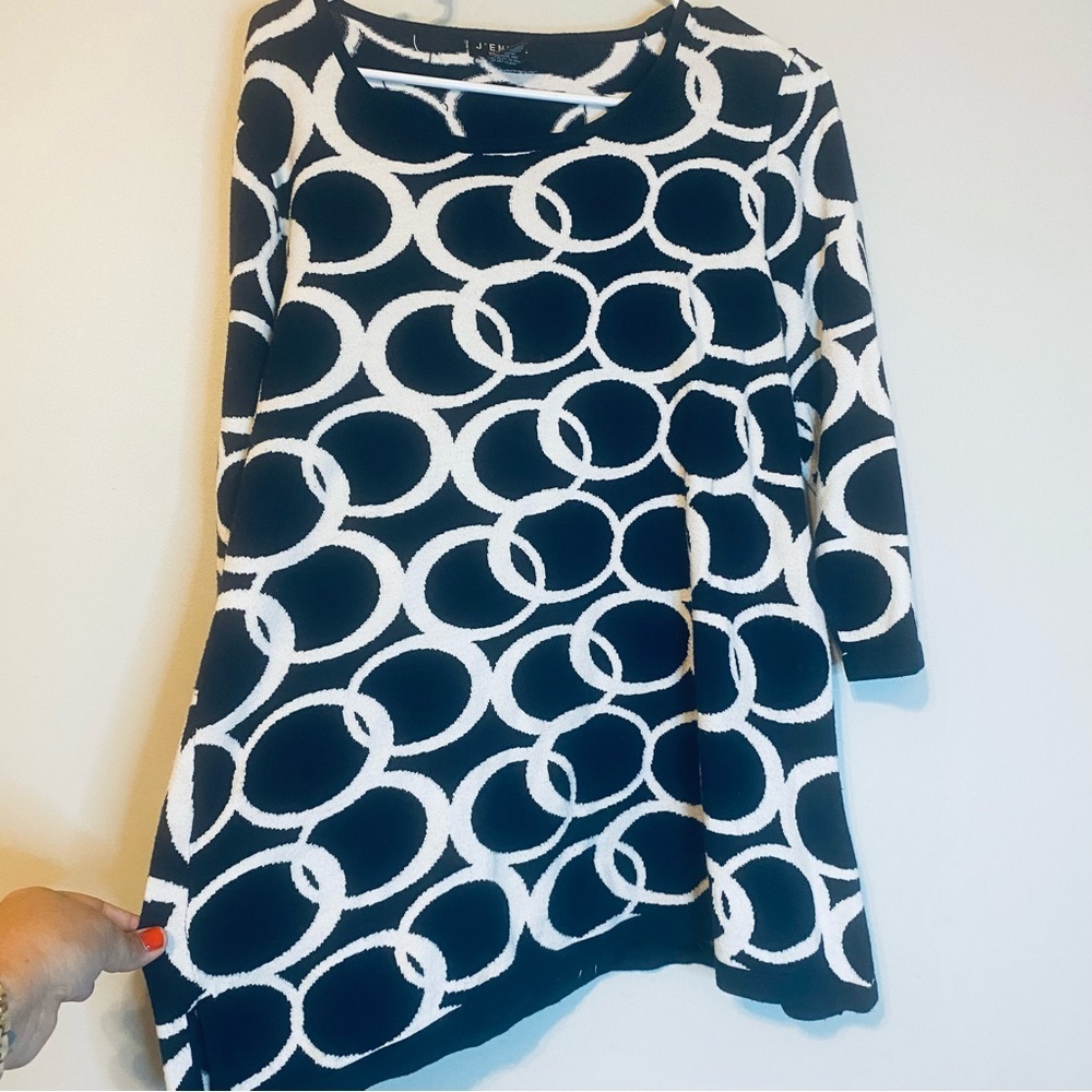 Elegant Navy and White Women's Sweater